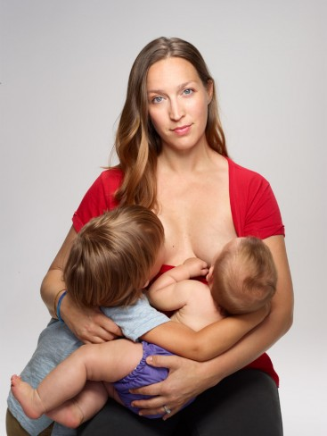 Illustration for article titled Attachment Parenting: Freakish or Feminist?